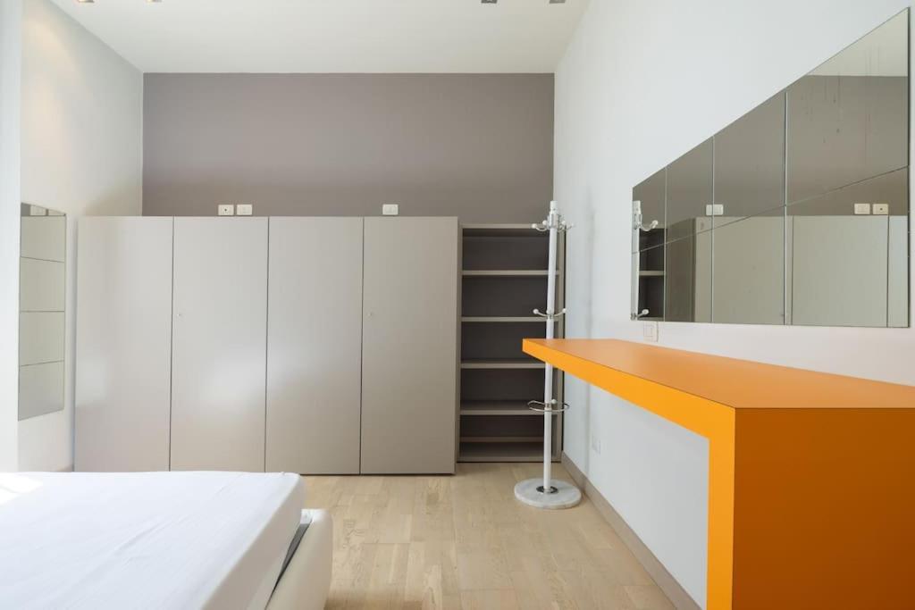 Small & Charming 1-Br Apt フィレンツェ エクステリア 写真